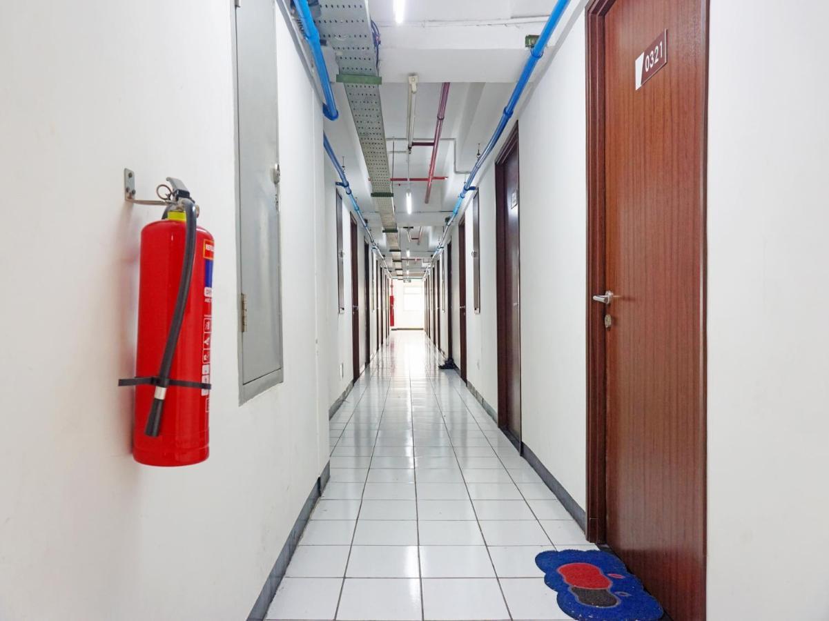 Oyo 91593 San San Rooms Apartment Gunung Putri Square Bogor Exterior foto