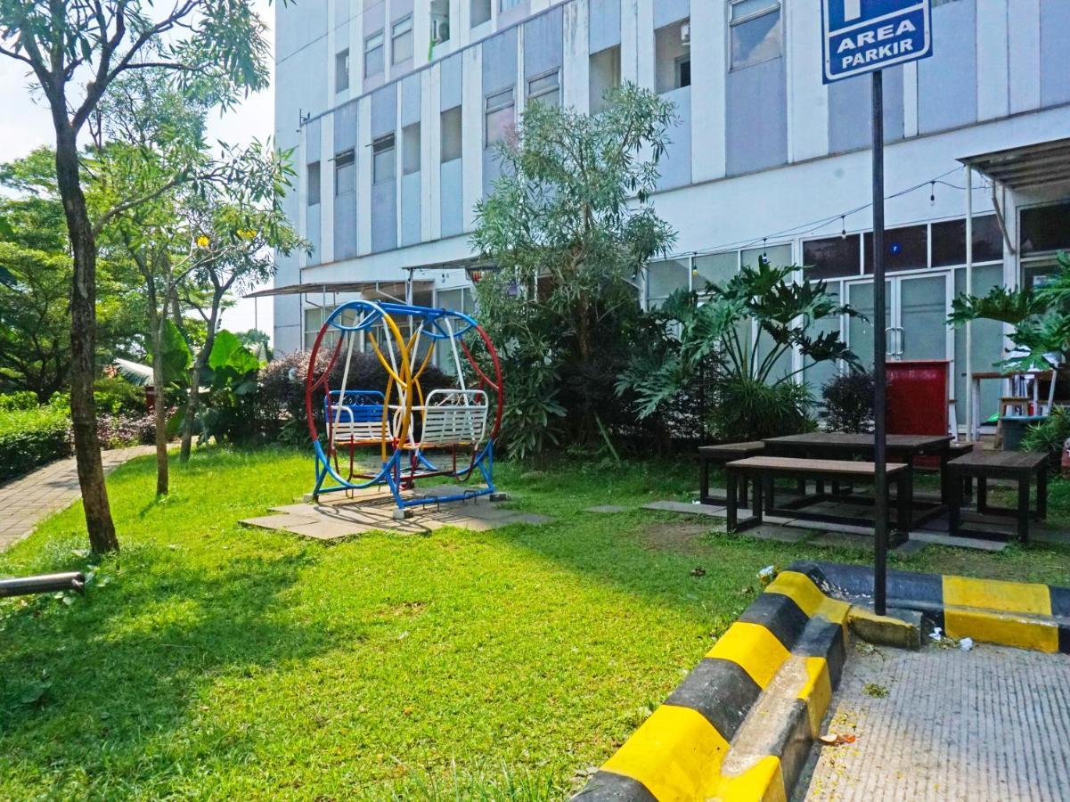 Oyo 91593 San San Rooms Apartment Gunung Putri Square Bogor Exterior foto