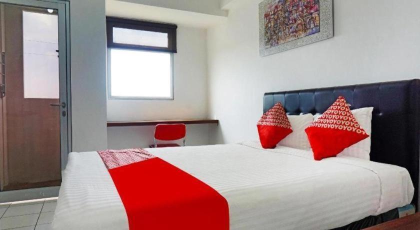 Oyo 91593 San San Rooms Apartment Gunung Putri Square Bogor Exterior foto